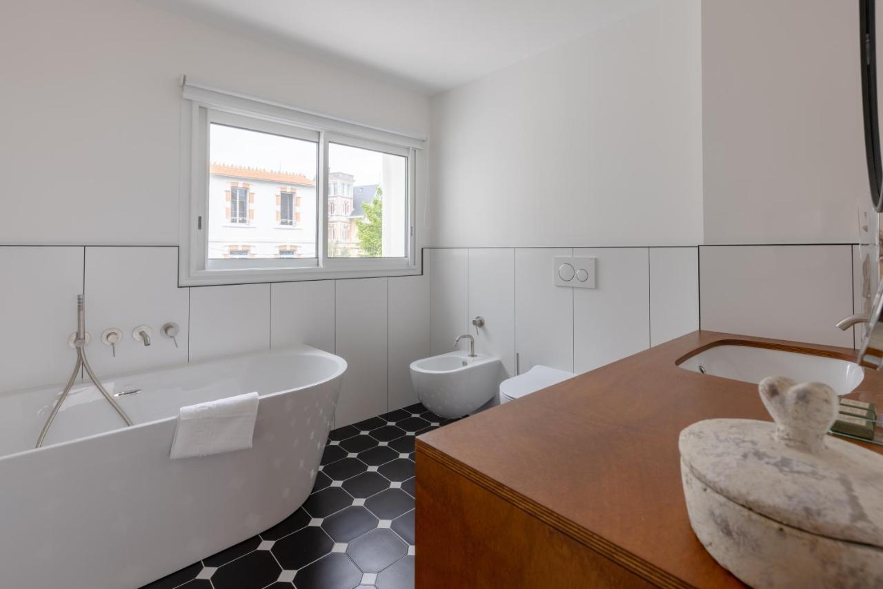 La Perriniere Appartement Face Mer Royan Eksteriør bilde